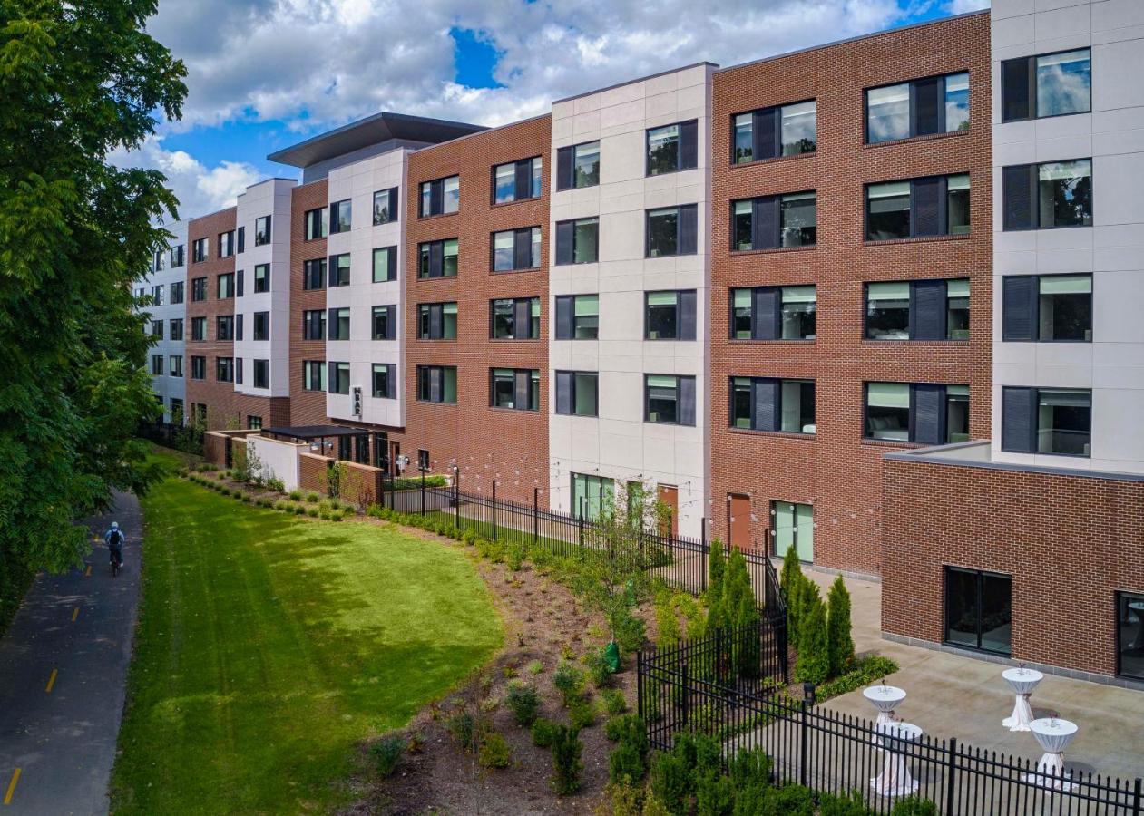 מלון Hyatt House Columbus Osu Short North מראה חיצוני תמונה